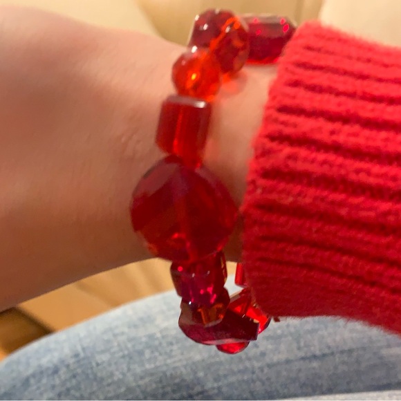 Red Bracelet - Picture 3 of 11